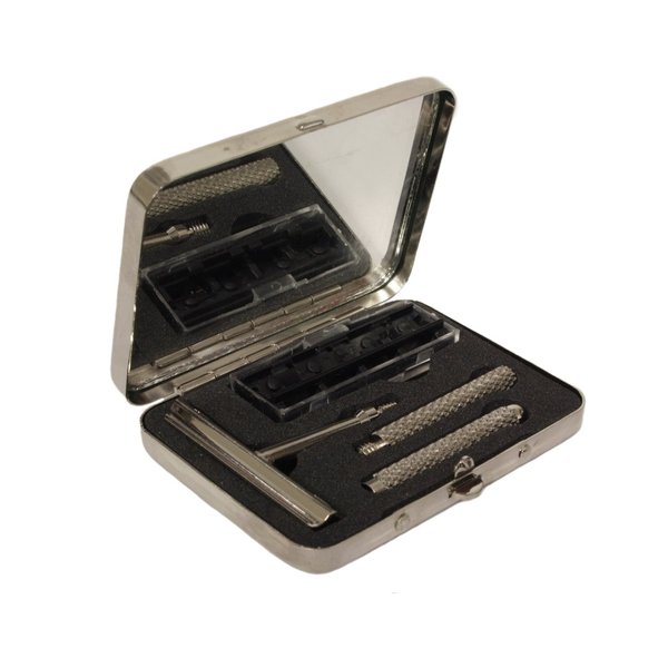 Jack Daniel's mini travel razor grooming kit