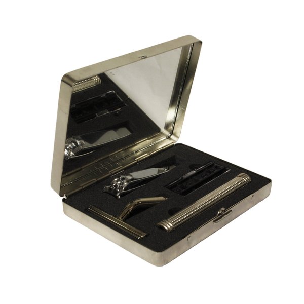 Jack Daniel's travel grooming kit razor and nail clippers set